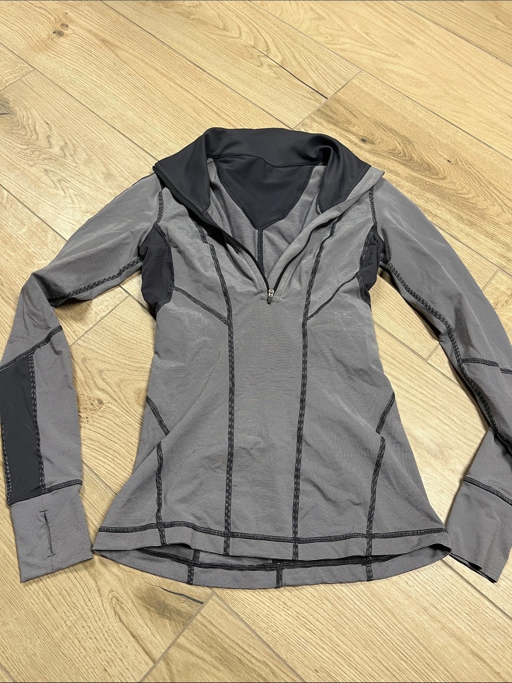 lululemon athletica Gray V-Neck Long Sleeve Athletic Top